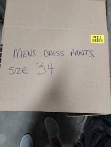 lot 37216 image: MENS DRESS PANTS SIZE 34