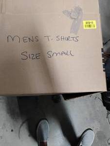 lot 37219 image: MENS T SHIRTS SIZE SMALL