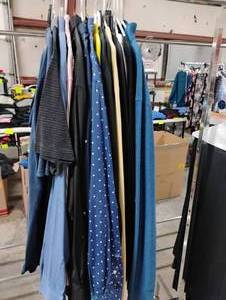 lot 37229 image: MENS XL POLOS & BUTTON UPS
