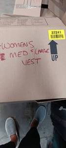 lot 37241 image: WOMENS MED & LARGE VEST