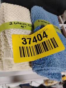 lot 37404 image: ASORTED BATH  WASH CLOTHS