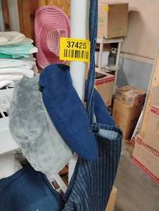 lot 37425 image: 2 KNECK PILLOWS & APRON.