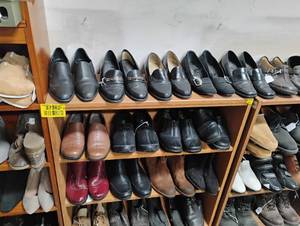 lot 37362 image: WOMENS DRESS SHOES 7-10A