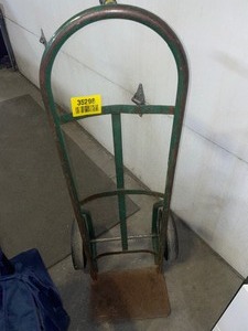 lot 35298 image: Old Vintage Dolly