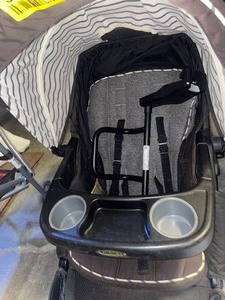 lot 35308 image: Graco Outdoor Picnic Table Toddler Highchair