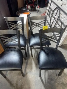 lot 35310 image: 4 Good Leather Seat Dinning Chair Set