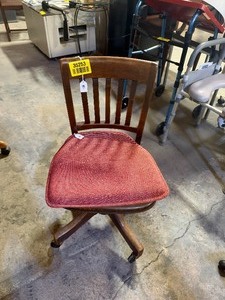 lot 35253 image: Vintage Wooden Gunlocke Chair Desk Chair On Wheel - Great Condition.