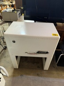 lot 35257 image: Vintage Complete Working Ironrite - Automatic Iron - M 85 - S AB - 371690