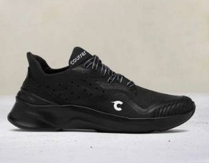 lot 9997 image: Courser Uno Womens Black Mono Running Shoe, Size 8  Retail $595