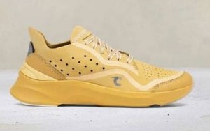 lot 10001 image: Courser Uno Womens Golden Haze Mono Sneaker, Size 10.5  Retail $595