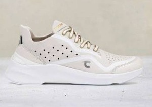 lot 10003 image: Courser Uno Womens White Mono Athletic Sneaker, Size 9.5  Retail $595