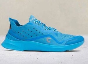 lot 10006 image: Courser Uno Mens Cyan Mono Running Shoe, Size 11  Retail $595
