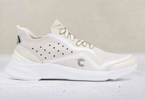 lot 10010 image: Courser Uno Mens White Mono Sneaker Size 11.5  Retail $595