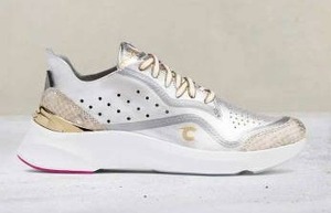 lot 10014 image: Courser Uno Womens Silver Luxe Athletic Shoe Size 10  Retail $595