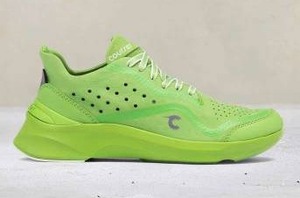 lot 10018 image: Courser Uno Womens Acid Green Athletic Shoe Size 9  Retail $595