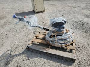 lot 7225 image: Future Power Trowel  Concrete Equipment  FT90B
