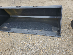 lot 2422 image: Landhonor  Skid Steer 78 in Standard Bucket  CIB-11-78W&nbsp