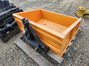 lot 603 image: Wolverine Handling Bucket  TTB100