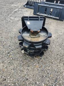 lot 611 image: GIYI Compaction Roller Fits CAT 320