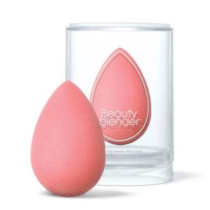 lot 1265 image: Beautyblender Mini Cheeky Beautyblusher Blush Blender Sponge, Vegan - Retail $16