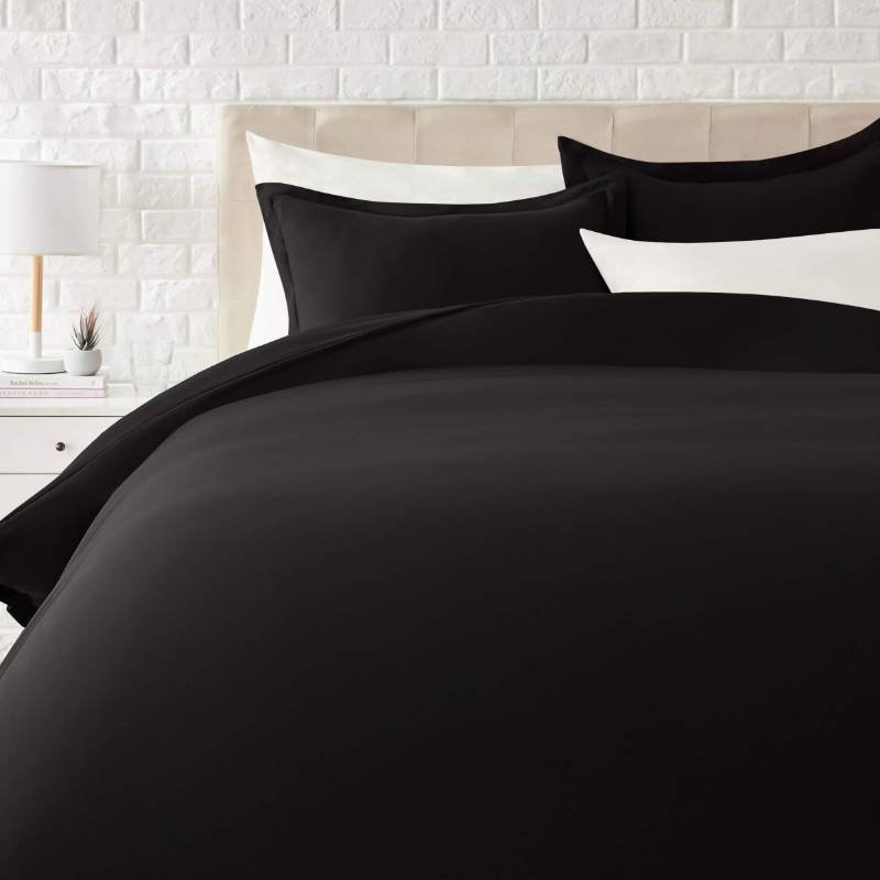lot 18519 image: Amazon Basics Lightweight Soft Microfiber 3-Piece Duvet Cover Set with Zipper Closure, FullQueen, Black, Solid - Retail $21