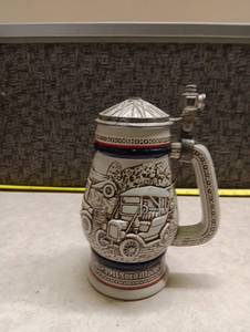 lot 1508 image: Stanley Steamer 1910 Automobile Themed Beer Stein with Lid