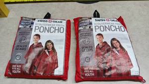 lot 1526 image: Swiss Gear H2Outerwear Youth Poncho Waterproof Windproof One Size 2-Pack - Red