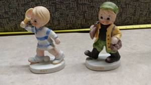 lot 1562 image: Pair of Month Figurines MAY and November-3 inches
