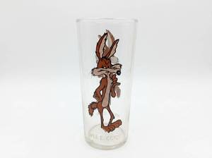 lot 1455 image: Wile E. Coyote Vintage Glass Drinking Glass