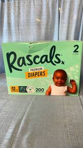 lot 3014 image: Rascal  Friends Premium Diapers Size 2  200 Count