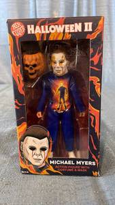 lot 3019 image: Ben Cooper-Halloween 2 (1981), Clothed Figure-Michael Myers