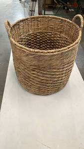 lot 3027 image: Woven Basket with Handles Large