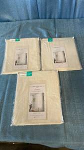 lot 3034 image: Liz Claiborne Lisette Grommet Panel Curtains 50 x 63 in Ivory Set of 3