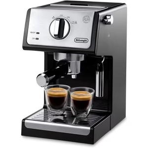 lot 4035 image: $135 DeLonghi ECP3220 15-Bar Pump Espresso and Cappuccino Machine