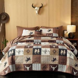 lot 5185 image: Wake In Cloud - Western Quilt Set, Southwestern Aztec Country Horse Cowboy Rustic Ranch Pattern Printed, Reversible Lightweight Bedspread Coverlet, 3 Pieces, Tan Brown, King Size