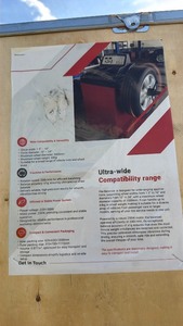 lot 1016 image: Unused TBM Wheel Balancing Machine - 220V, 250W