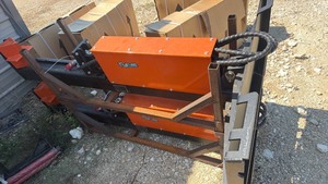 lot 8104 image: Unused Future FT-HLS82 Skid Steer Horizontal Log Splitter