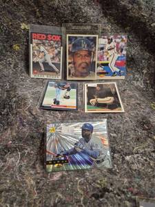 lot 48 image: Baseball Trading Cards Lot 6 Cards Wade Boggs Topps Score Pinnacle Giants