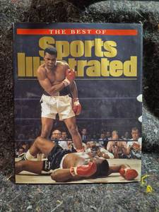 lot 125 image: The Best of Sports Illustrated Second Edition ISBN 0-316-80894-6