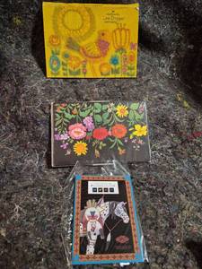 lot 216 image: Hallmark Line-Dropper Postcards and Westland Painted Ponies Lot