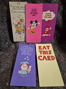 lot 217 image: Hallmark Greeting Cards Lot 5 Pieces Assorted Designs