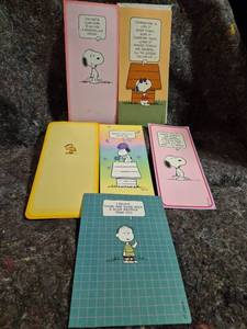 lot 218 image: Schulz Peanuts Greeting Cards Lot of 5 with Pencil Case