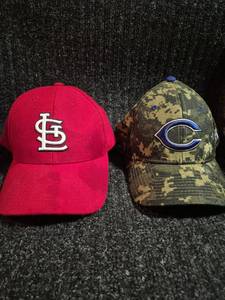 lot 237 image: Baseball Caps Lot 2 St. Louis Cardinals Chicago Bears