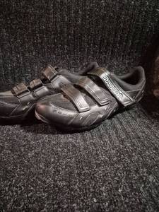 lot 239 image: Diadora Cycling Shoes with Cleats Size 12 USA