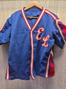 lot 249 image: Kansas City Royals Baseball Jersey Short Sleeve Button Front