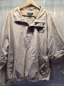 lot 250 image: Tr�s Bien SMS Football Pullover Jacket XL