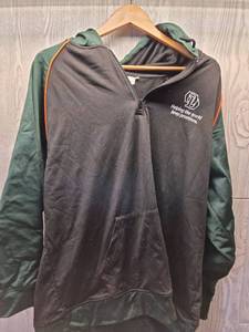 lot 253 image: Mens hooded Quarter Zip XL