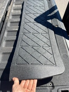 lot 152 image: 36 x 1 Rubber Ramp