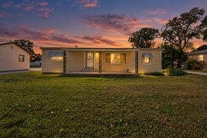 Single Family Home with Oversized 2 Car Garage for Sale via Online Auction!