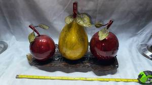 lot 794 image: Decorative Metal Fruit Display Piece